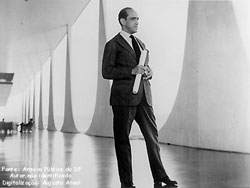 Oscar Niemeyer celebrates 103rd birthday by opening museum