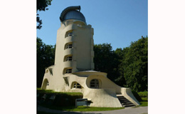 Ο ΠΥΡΓΟΣ (EINSTEINTURM)